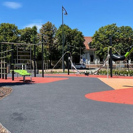 Bristol Apartments Боя Екстер'єр фото